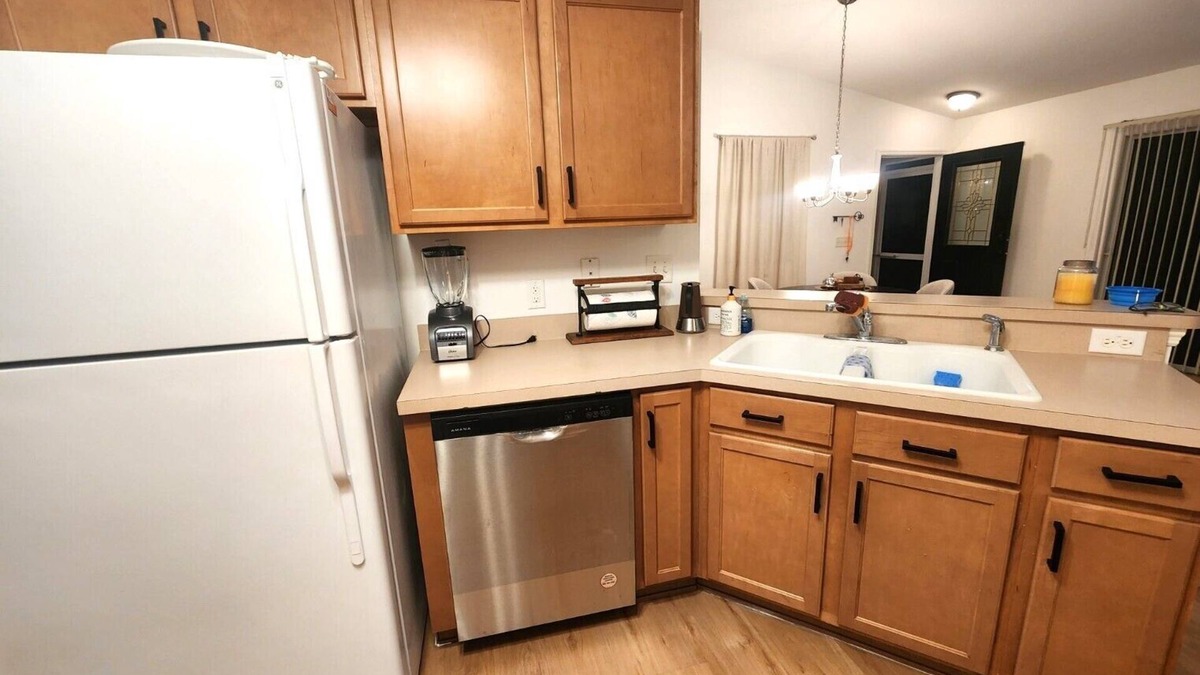 Hemingway House | Jace Place in the Village of Hemingway, 2 BD & 2Bath