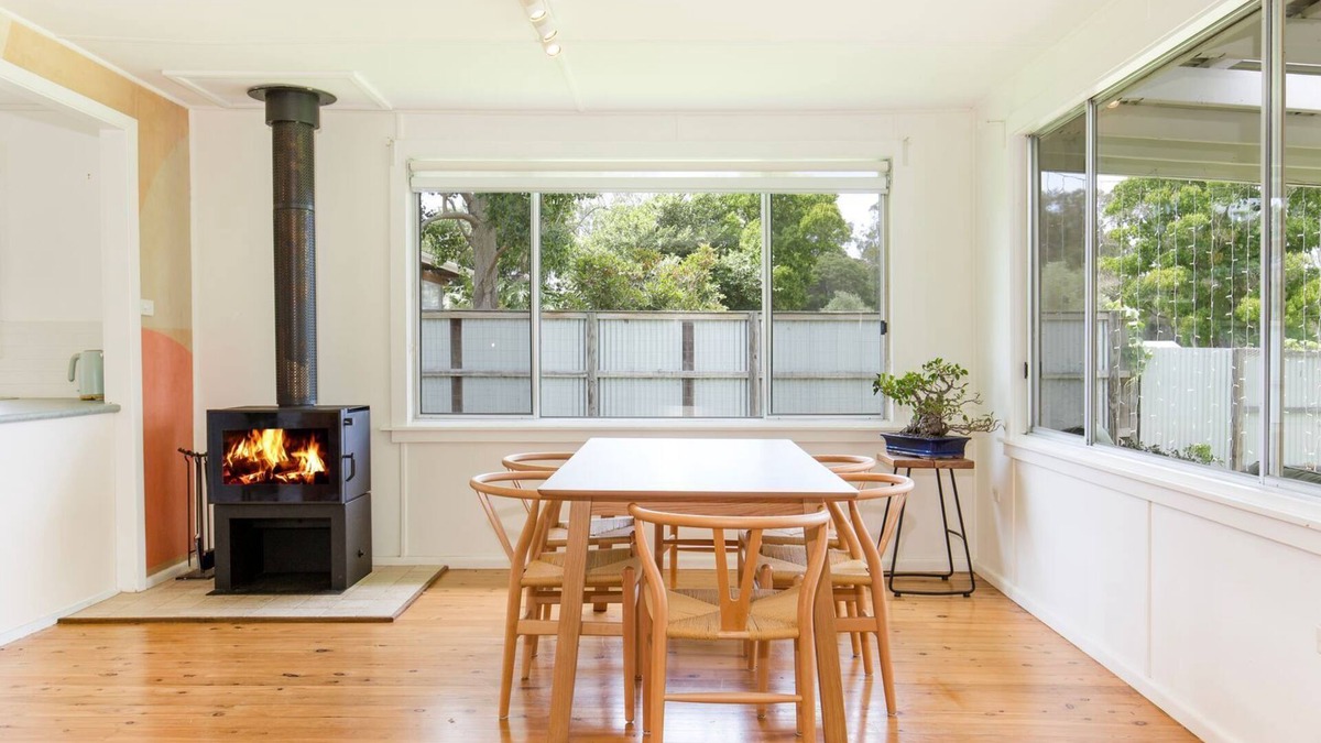 Culburra Beach House | Jack's Culburra - Absolute Waterfront with Fireplace