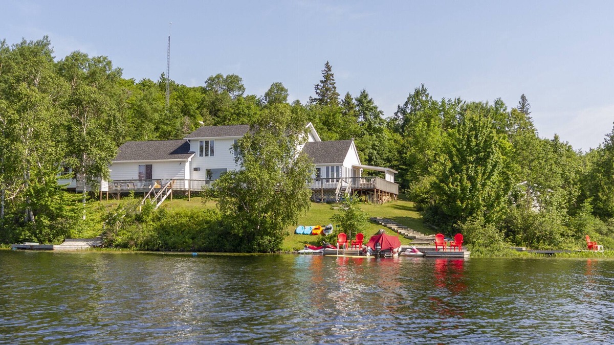 Unorganized Centre Parry Sound Cabin | Jack's Lake Retreat - Perfect for multi-families!