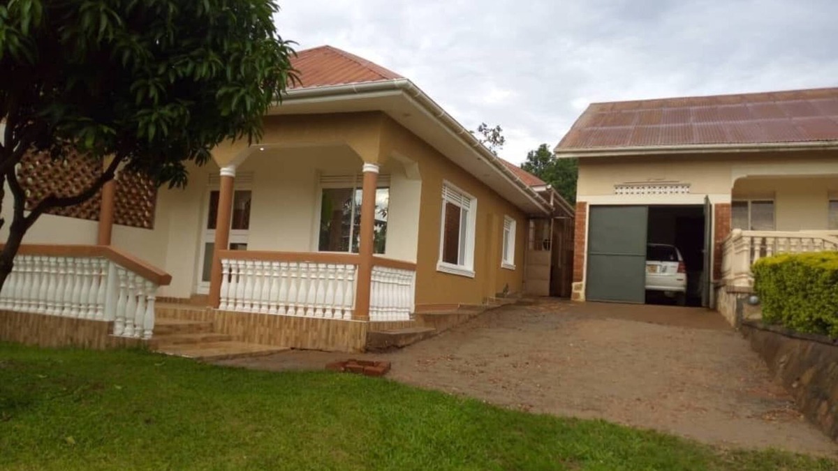 Kampala House | Jackie's cottages , Home away from home