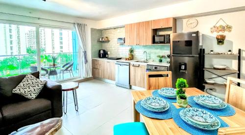 Barrio Santa Lucia Apartment | Jaco's Coastal Paradise Brand-New Retreat, AC, Pool View, Amazing Amenities