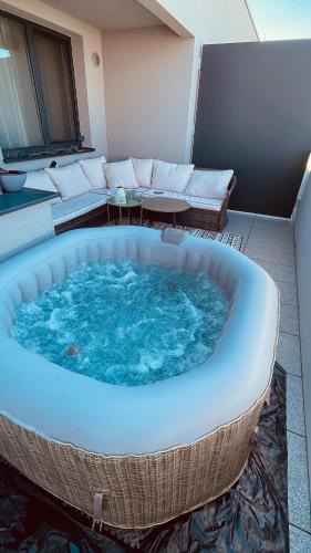Trnava Apartment | Jacuzzi area with sunset, terrace, free parking