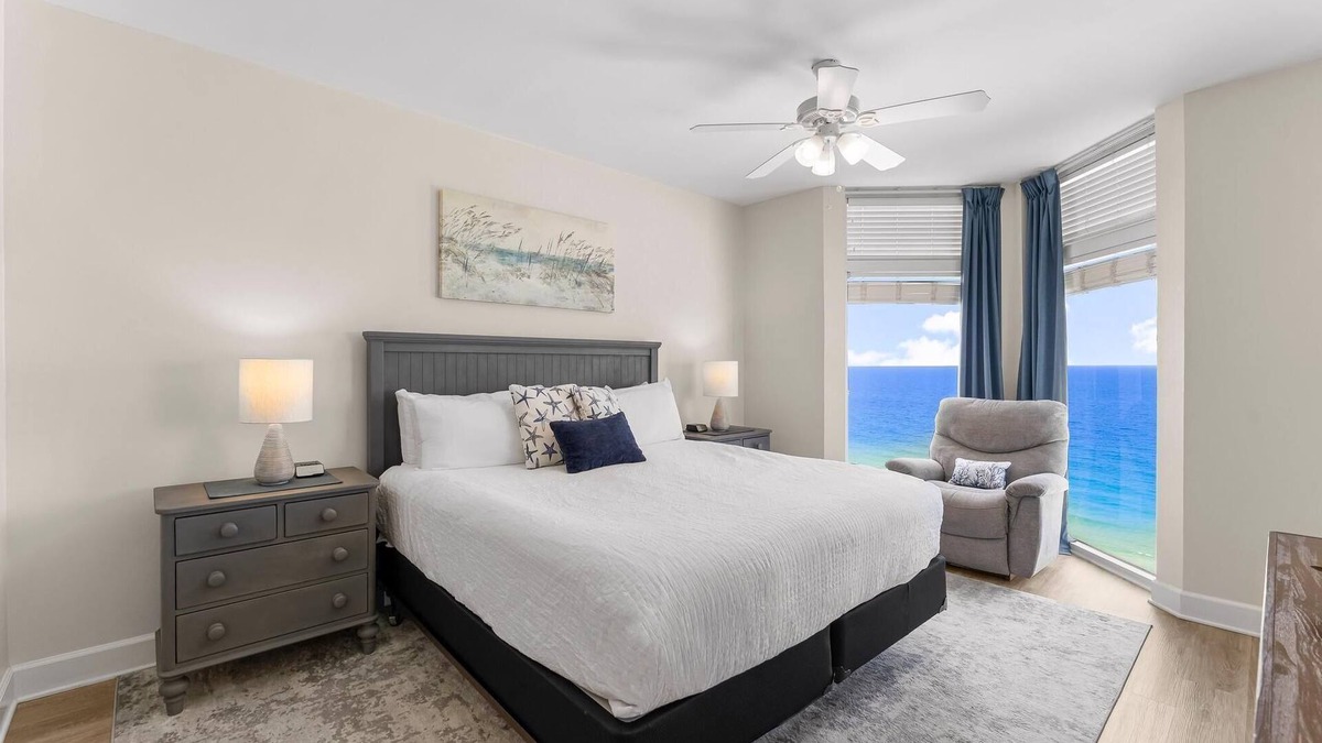 Destin House | Jade East 1530 Beachfront With Pool and Pickleball