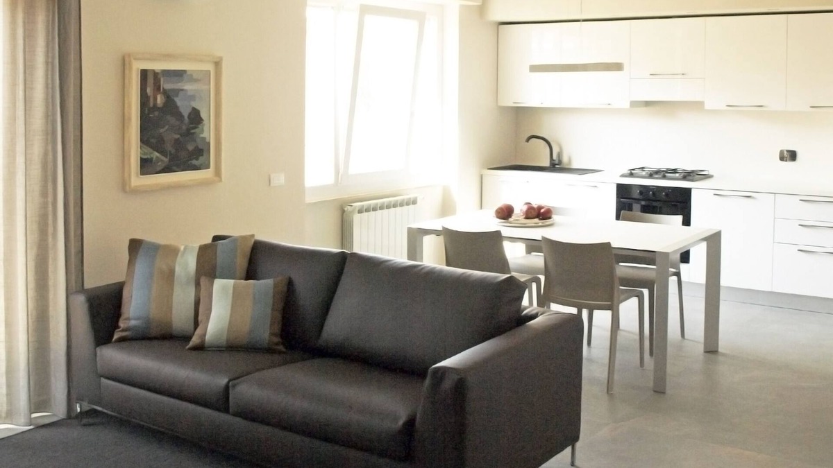 La Spezia Historic Centre Apartment | "JADORE" Modern and Luxury Apartment with Air Conditioning and Free Wi-Fi