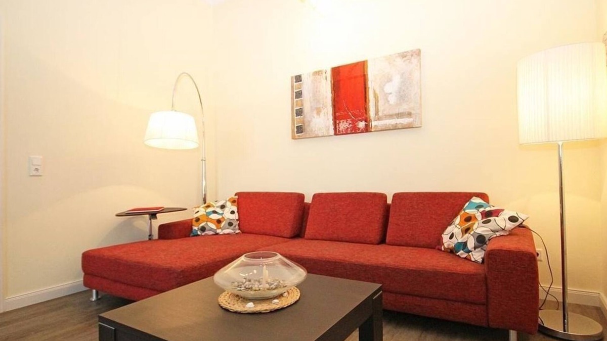 Hohen Niendorf Apartment | Jagdschloss WE 4: comfortable and well-equipped 3-room apartment