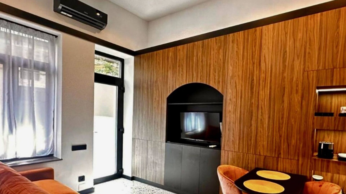 Old Town Apartment | Jais Home-Moon Apartment-Muzeului Square-Old town