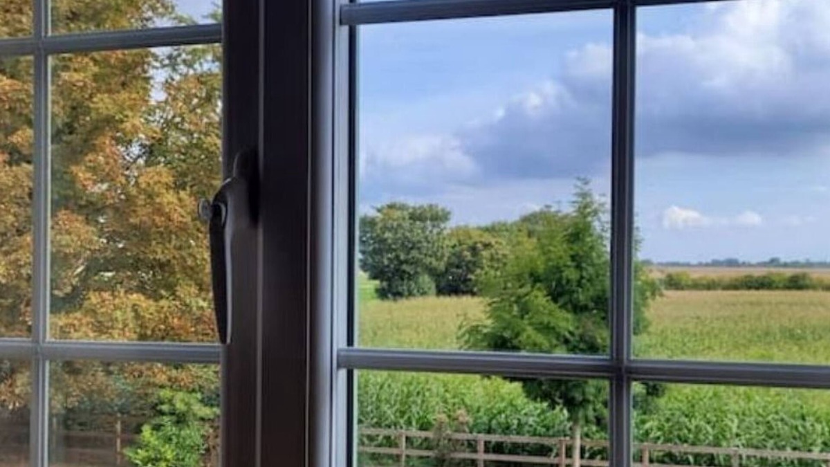 Dogdyke Cottage | Jake’s Cottage, Langrick, Lincolnshire - Cosy 3 Bedroom Cottage, Sleeps up to 6