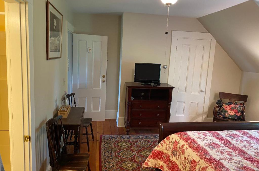 Freeport Bed & Breakfast | James Place Inn Bed and Breakfast
