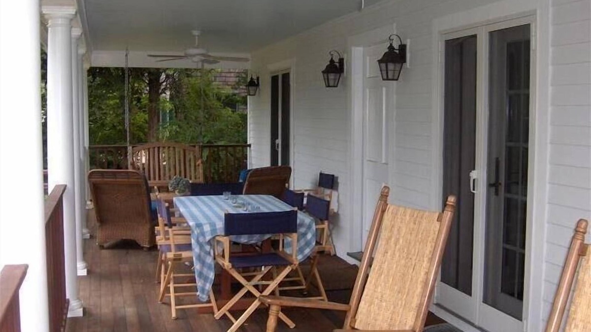 Jamestown House | Jamestown for fall fun. beach, golf and sailing