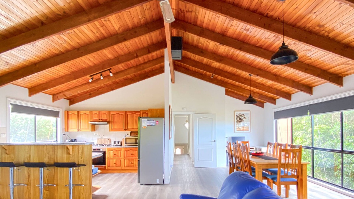 Jan Juc House | Jan Juc Surfcoast Retreat. Sleeps 14. Pet friendly. Ocean views. Elevated deck
