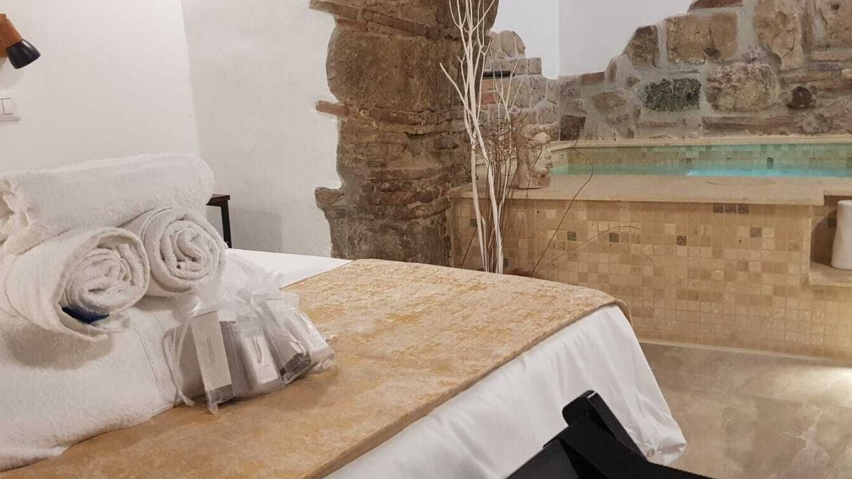 Benevento Bed & Breakfast | Janara - Arch of Trajan