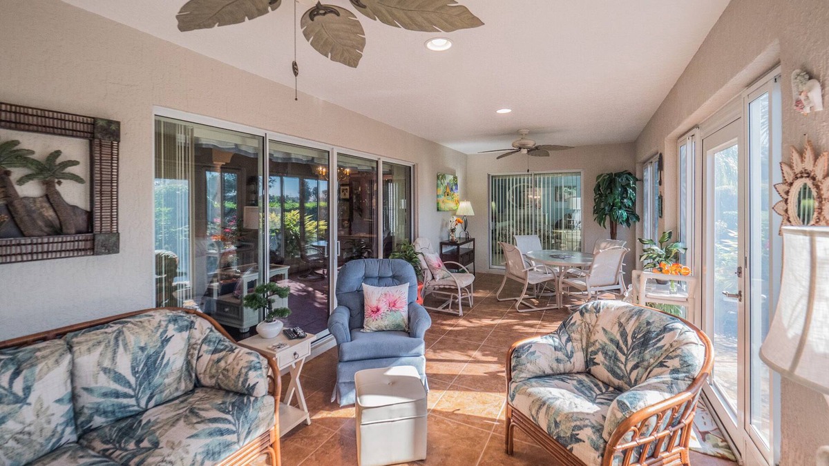 Virginia Trace House | January 2024 Available!! Only 2 Minutes to Lake Sumter Landing!