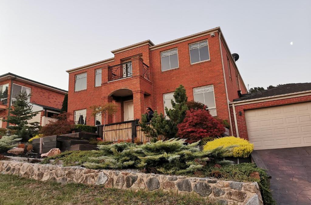 Narre Warren Villa | Japanese Bonsai Garden 2 Rooms