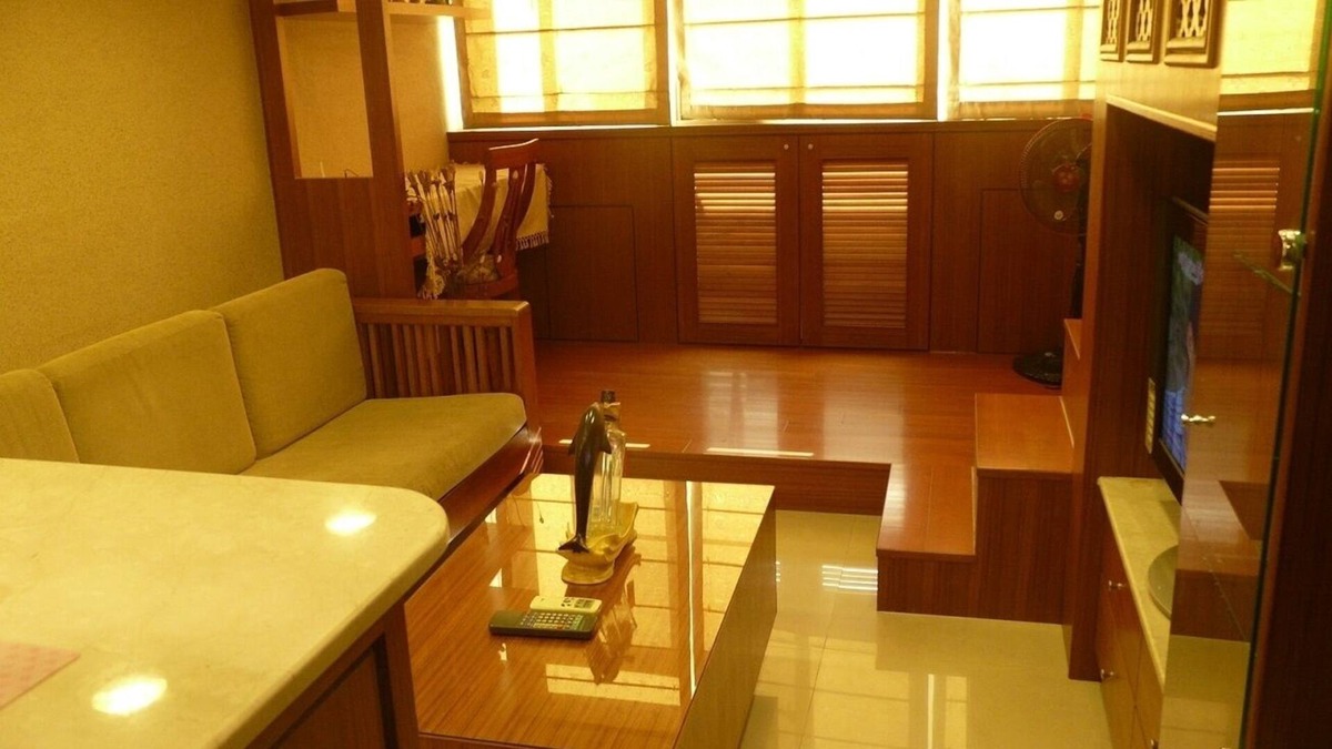 Sinsing District Apartment | Japanese Style Duplex near Kaohsiung Railway Station