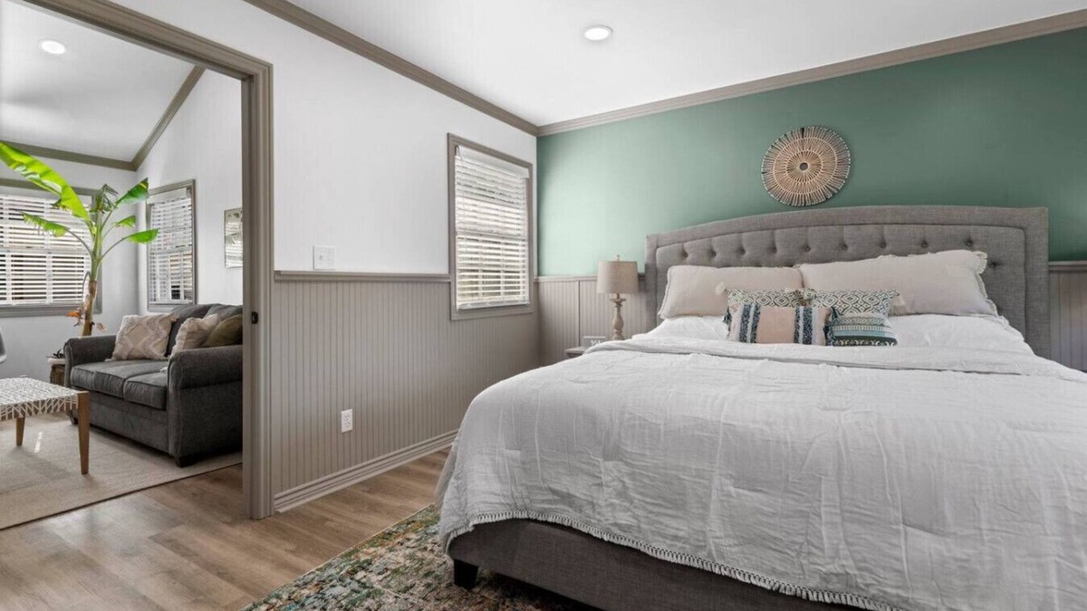Ramona Cabin | Jarrett Farm Resort - Suite 9