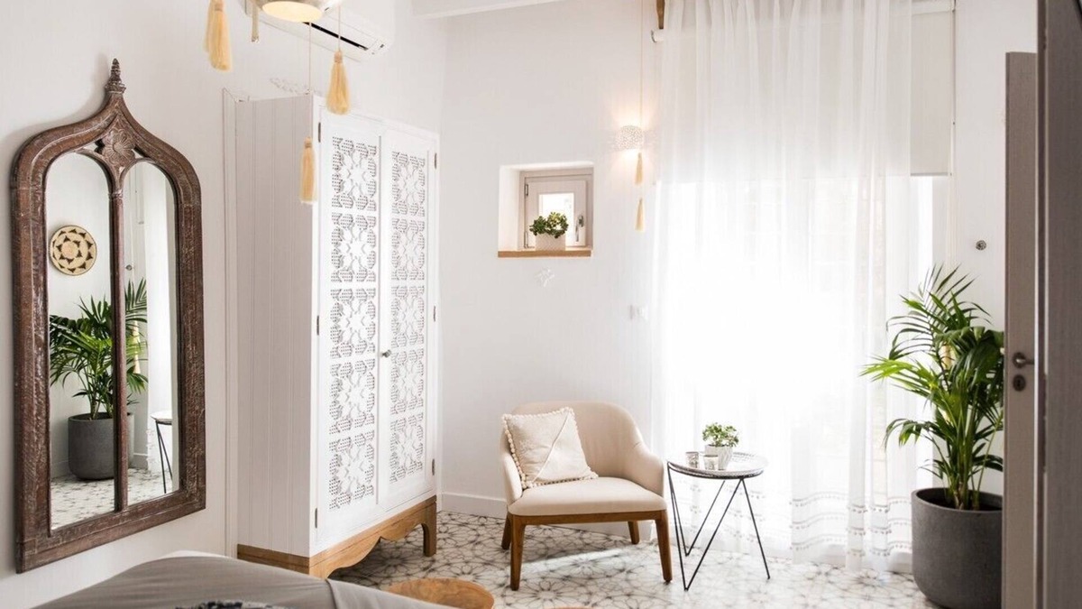 Episkopi House | Jasmine - A Renovated Stone Building House