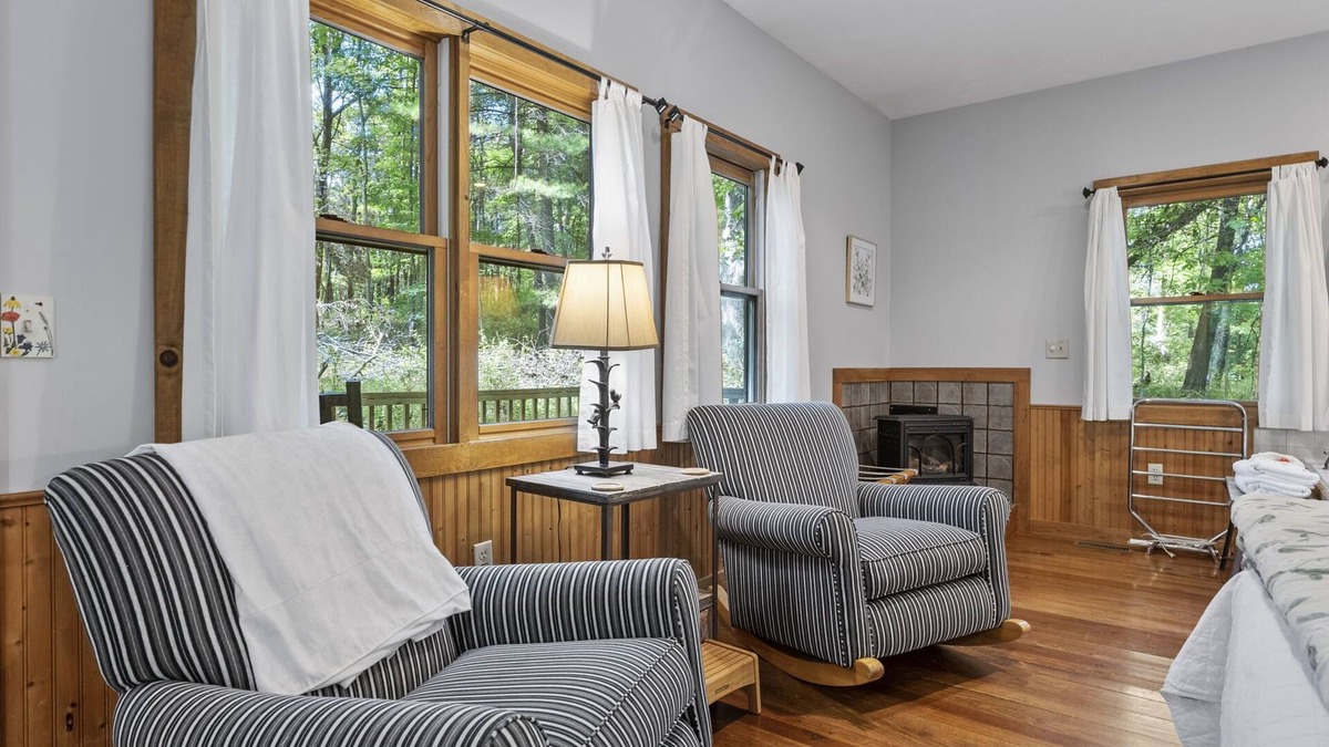 Logan Cottage | Jasmine Cottage at The Inn & Spa at Cedar Falls