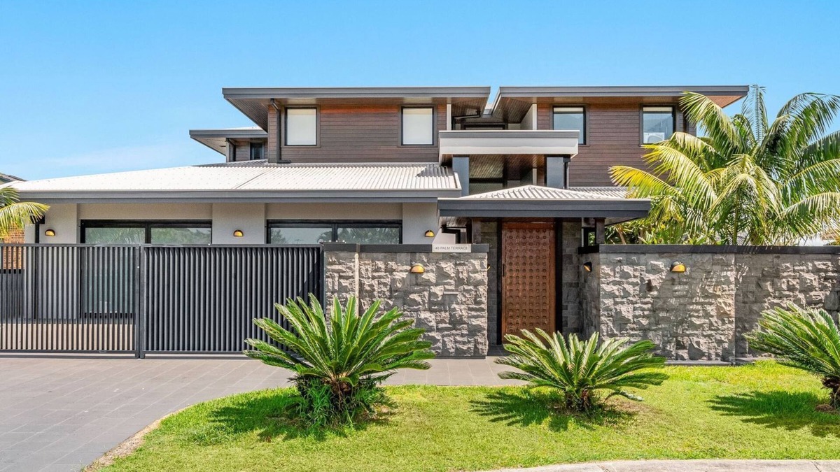Yamba House | Jasmine cove | Exclusive Waterfront Estate