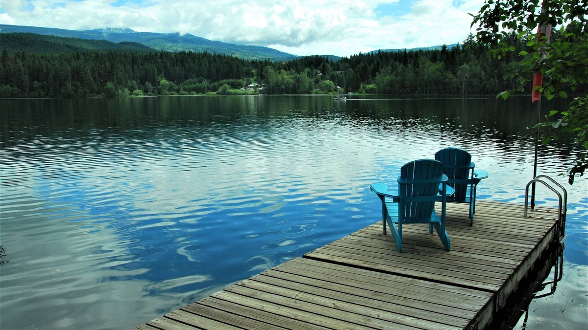 Clearwater Hotel | Jasper Way Inn Resort & Campground