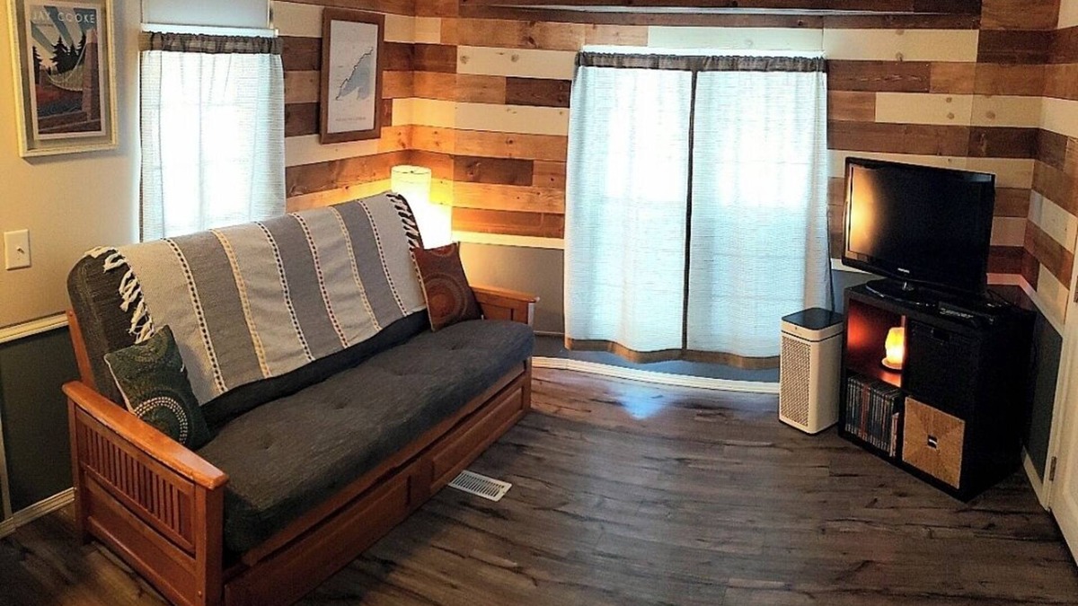 Esko Cottage | Jay Cooke Cottage: Pets welcome, Close to Jay Cooke, park like yard & fire pit