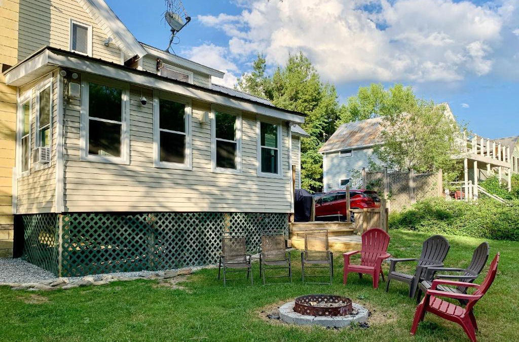 Montgomery Center House | Jay Peak Getaway on Trout River
