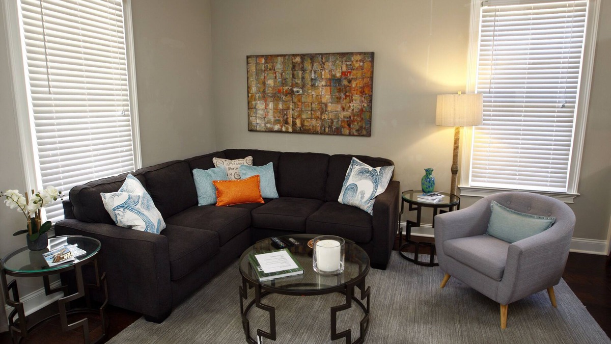 Midtown House | Jefferson Blue Door .Charming Renovated Cottage in Midtown