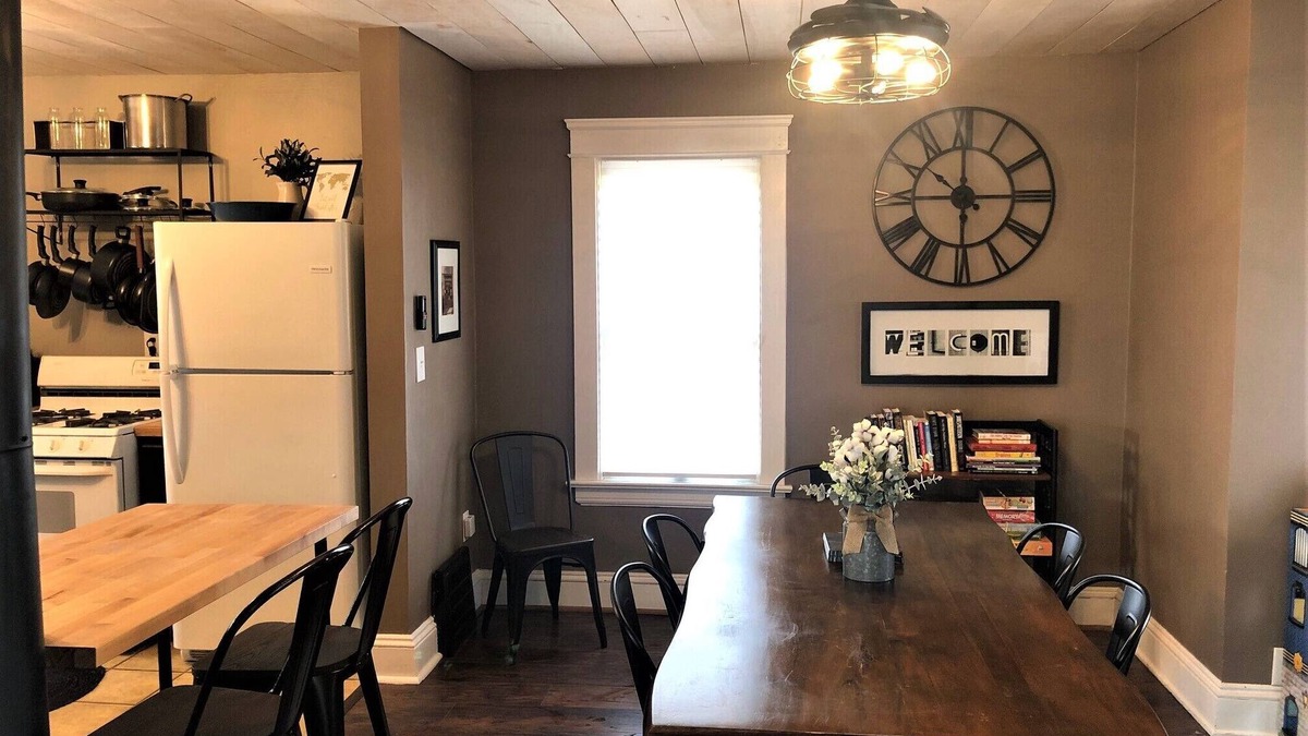 Medina House | Jefferson House near the Square, Cozy & Clean, Close to Everything!