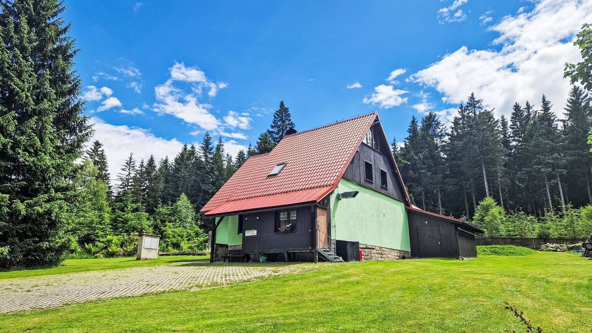Smrzovka House | Jelení kout by Interhome