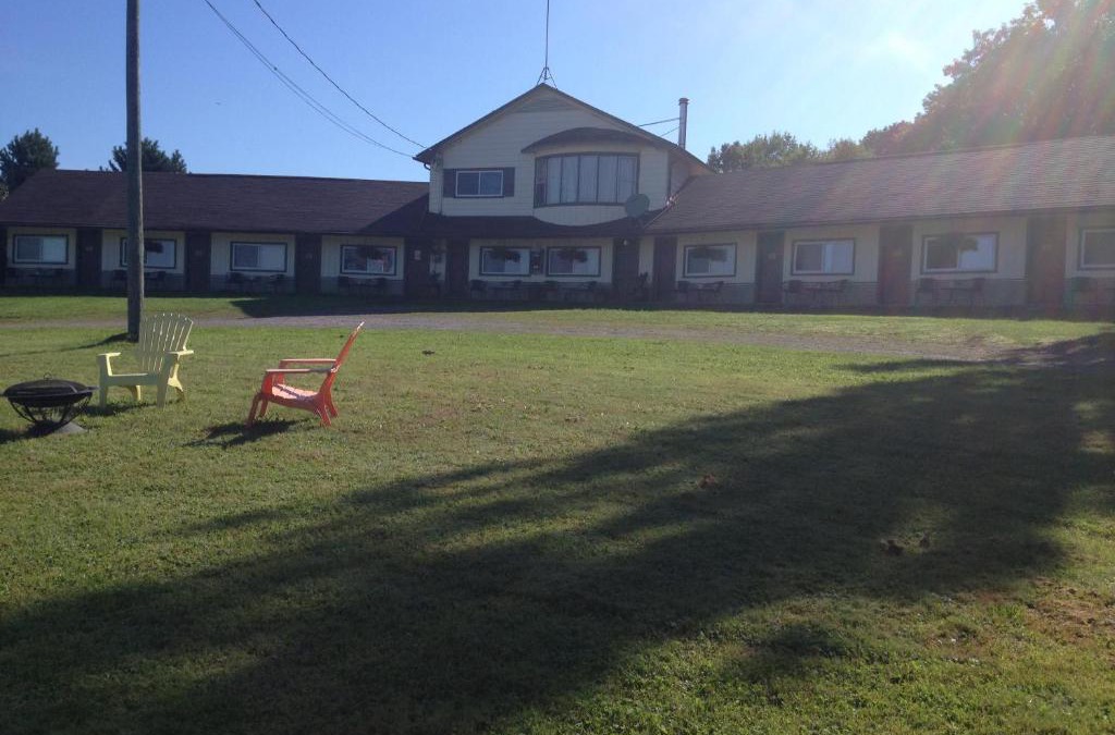 Jemseg Hotel | Jemseg Lakeview Motel