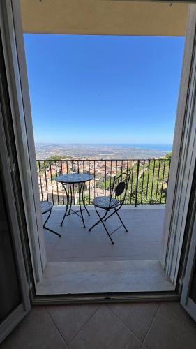Caltabellotta House | Jenka