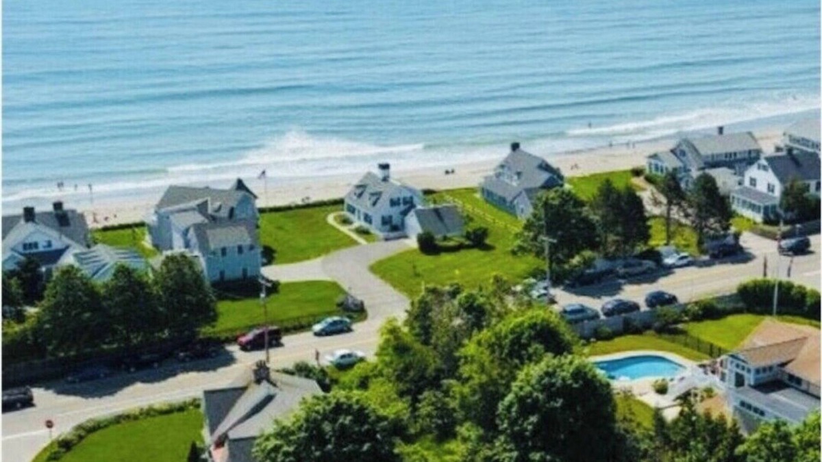 Rye House | Jenness Beach Ocean Getaway - Book Now for Summer '26!