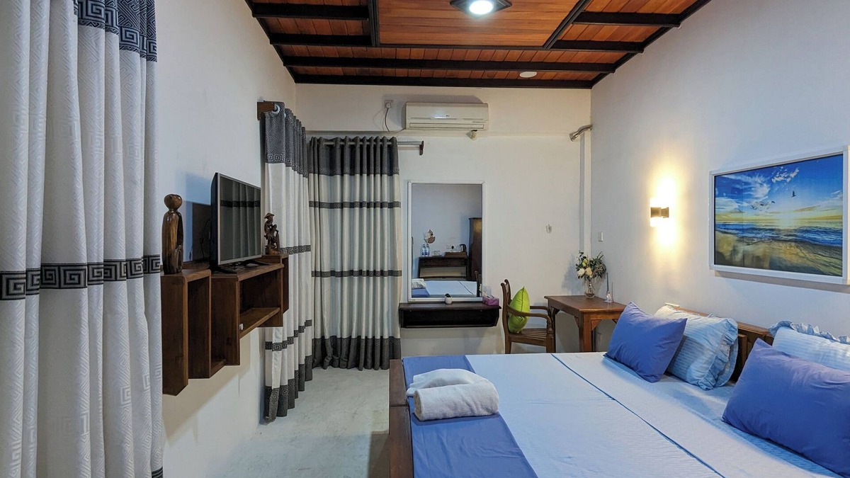 Ekala Bed & Breakfast | Jennifers Villa, Make your soul full in Love and Peace in Negombo AC,Wifi,Beach