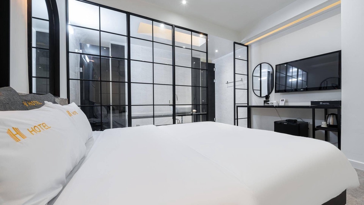 Jeongeup Hotel | Jeongeup H
