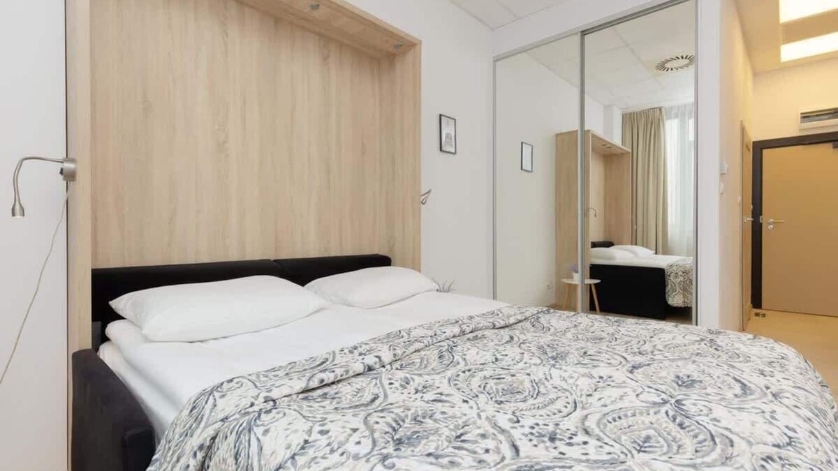 Wlochy Apartment | Jerozolimskie 216 | Modern Studio | Parking