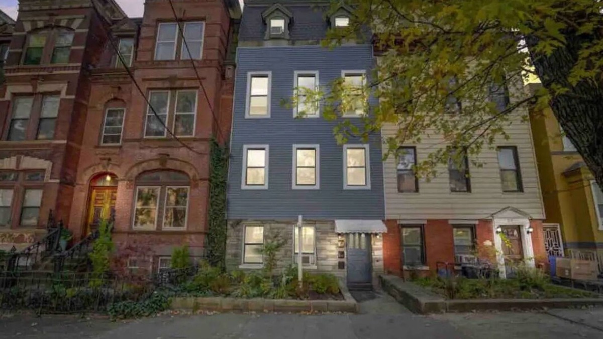 Bergen Apartment | Jersey City Gem: Parkside Haven, Eats, Transit