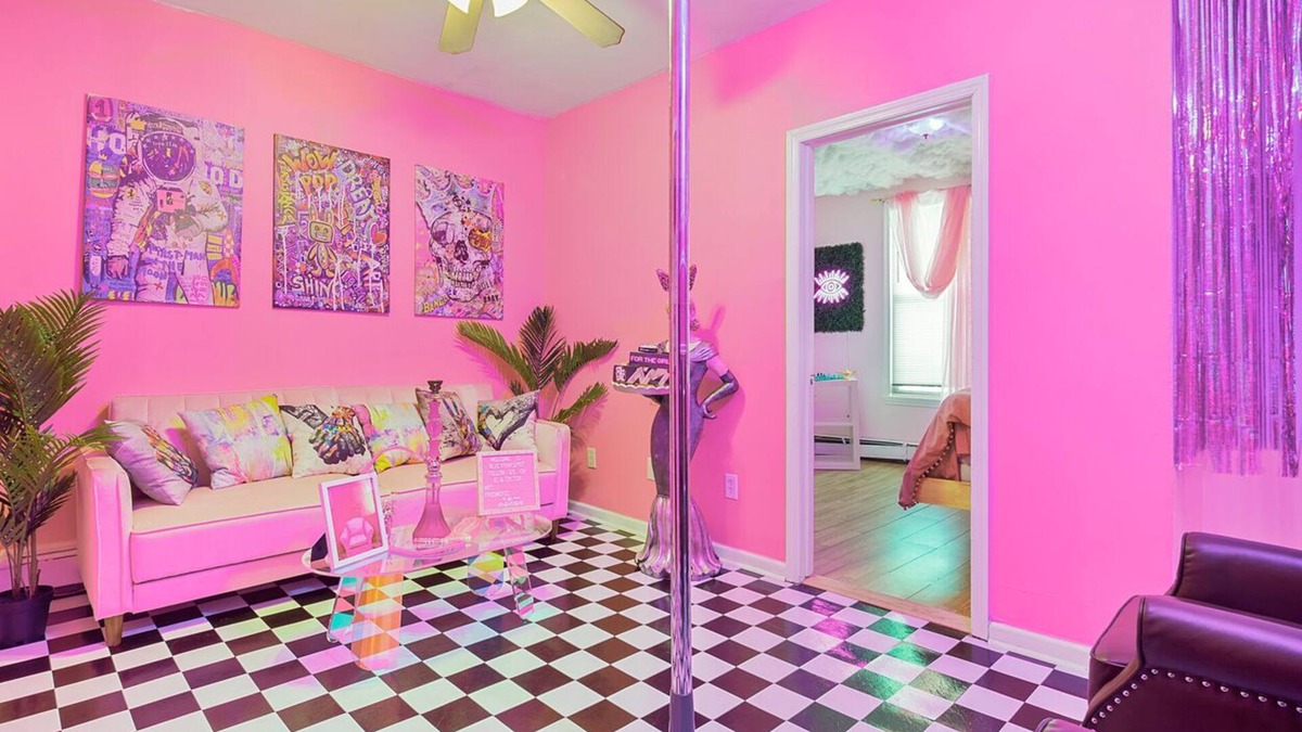 West Side Apartment | Jersey City Pink Spot 2BR/1FB