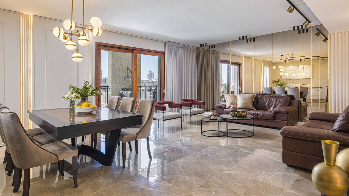Jerusalem Apartment | Jerusalem Estates large 5 Bdrm W/Balcony