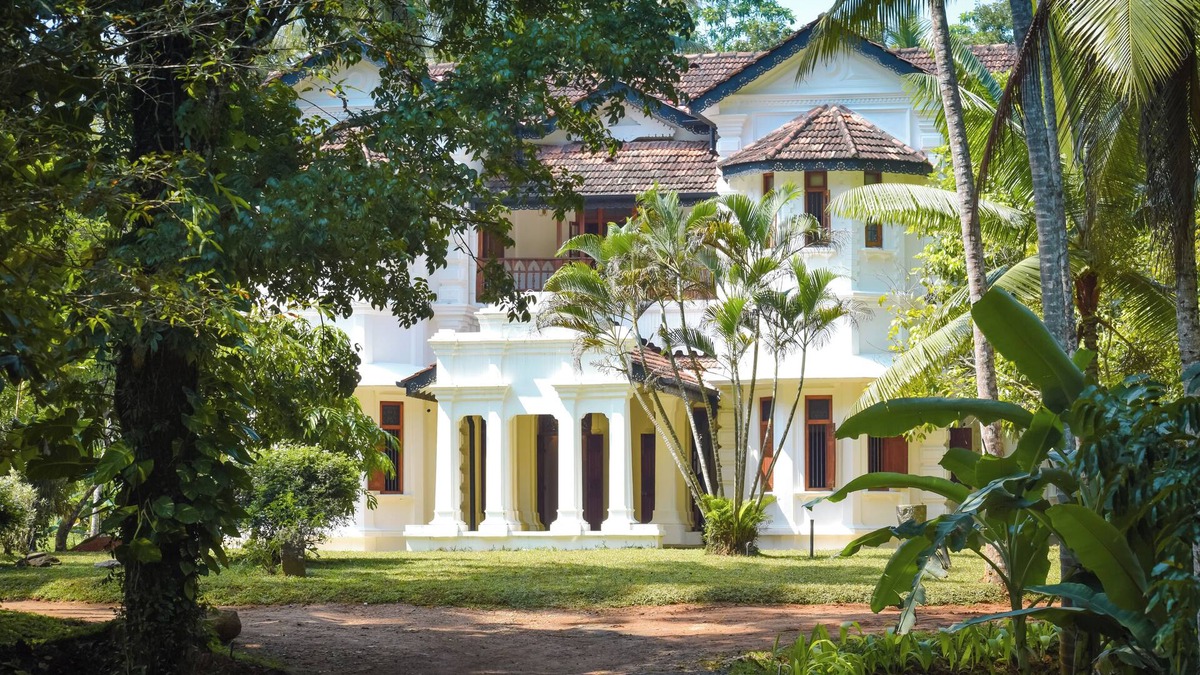 Rambukkana Hotel | Jetwing Wahawa Walauwa, A Luxury Reserve