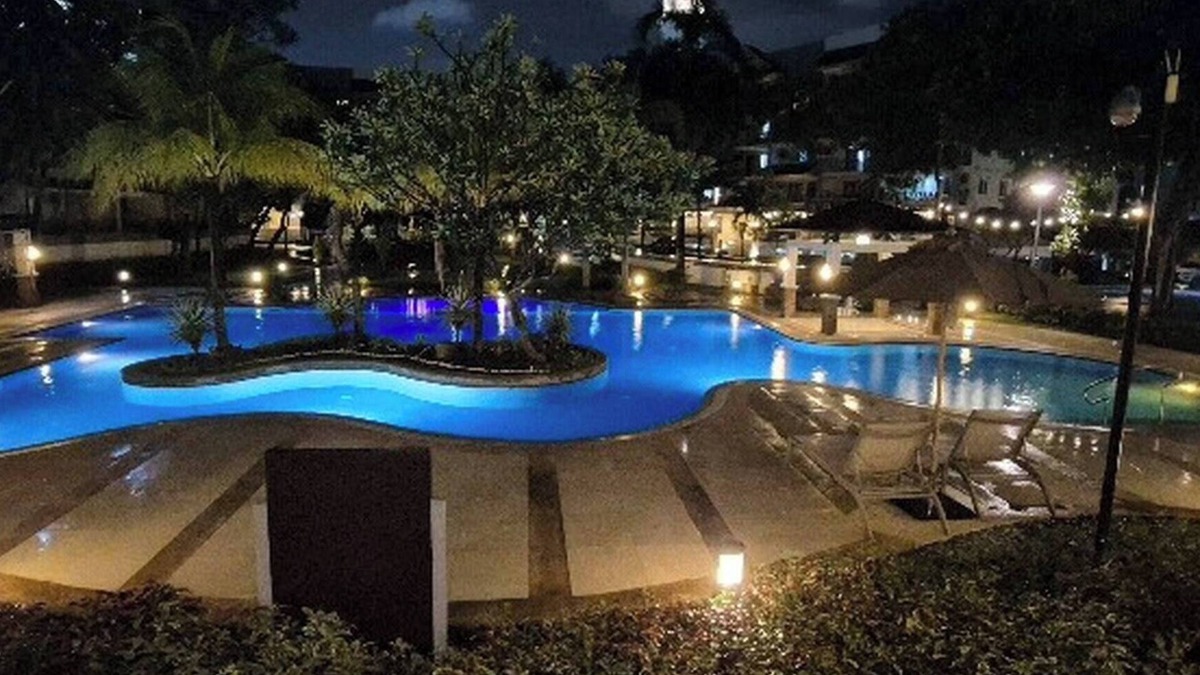 Pasig Apartment | JeweI's Homey Place -2br in a resort-like condo