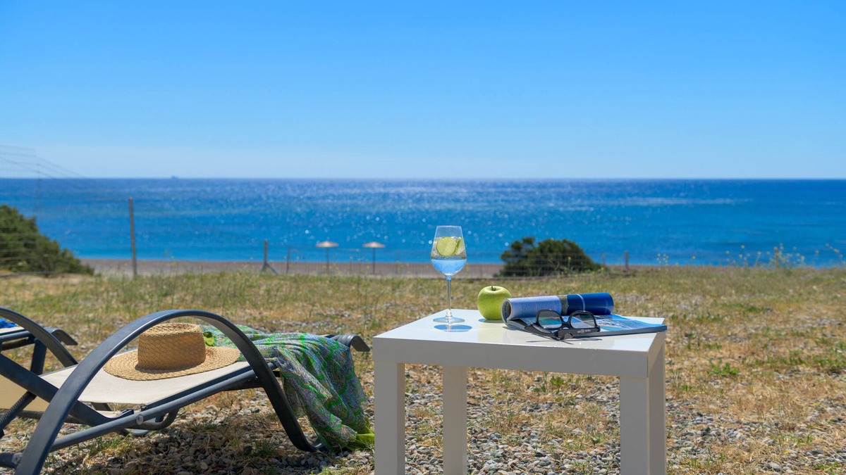 Kiotari Villa | Jewel Blue Beachfront Villa