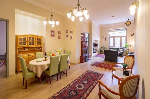 Lagymanyos Apartment | Jewel In Buda Apartment