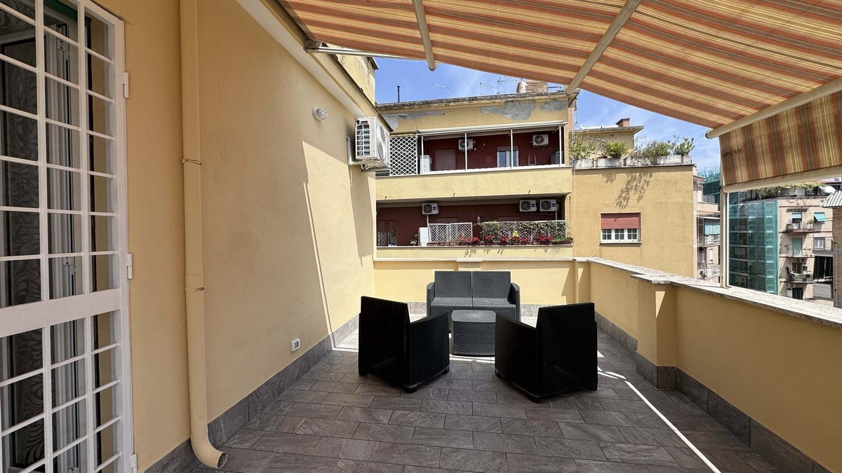 Cinecitta Apartment | JHHIT - Modern penthouse near city center