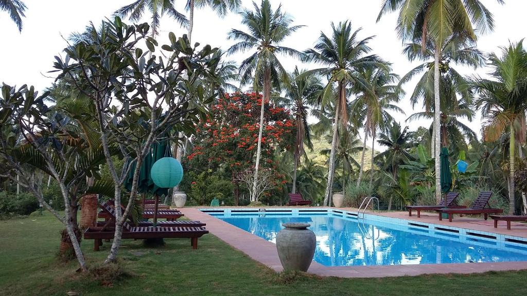Madawala Hotel | Jim's Farm Villas