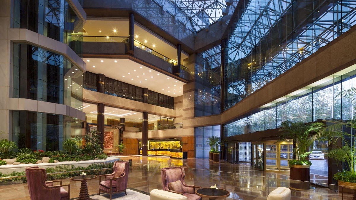 Downtown Shanghai Resort | Jin Jiang Tower