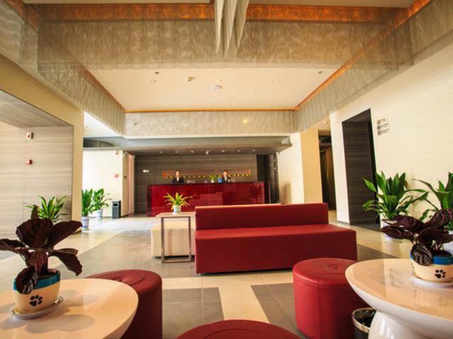 Jiangxia District Hotel | Jinjiang Inn Select Wuhan Optics Valley Avenue Lingjie Road Institute of Communications