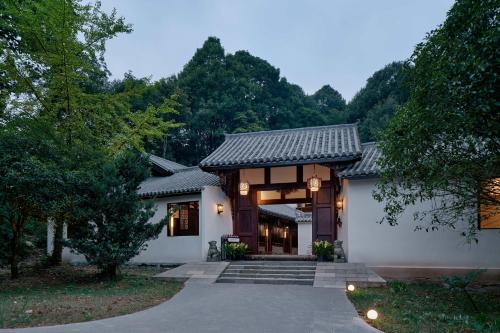 Dujiangyan Hotel | Jishang Qingcheng Mt Villa