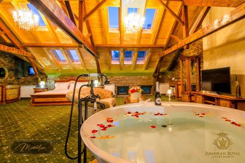 Constanta Hotel | JMR Royal -Luxury Rooms & Private Sauna