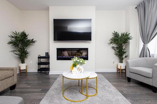 Welland House | JNShortStay- Niagara Falls Area Hidden Gem