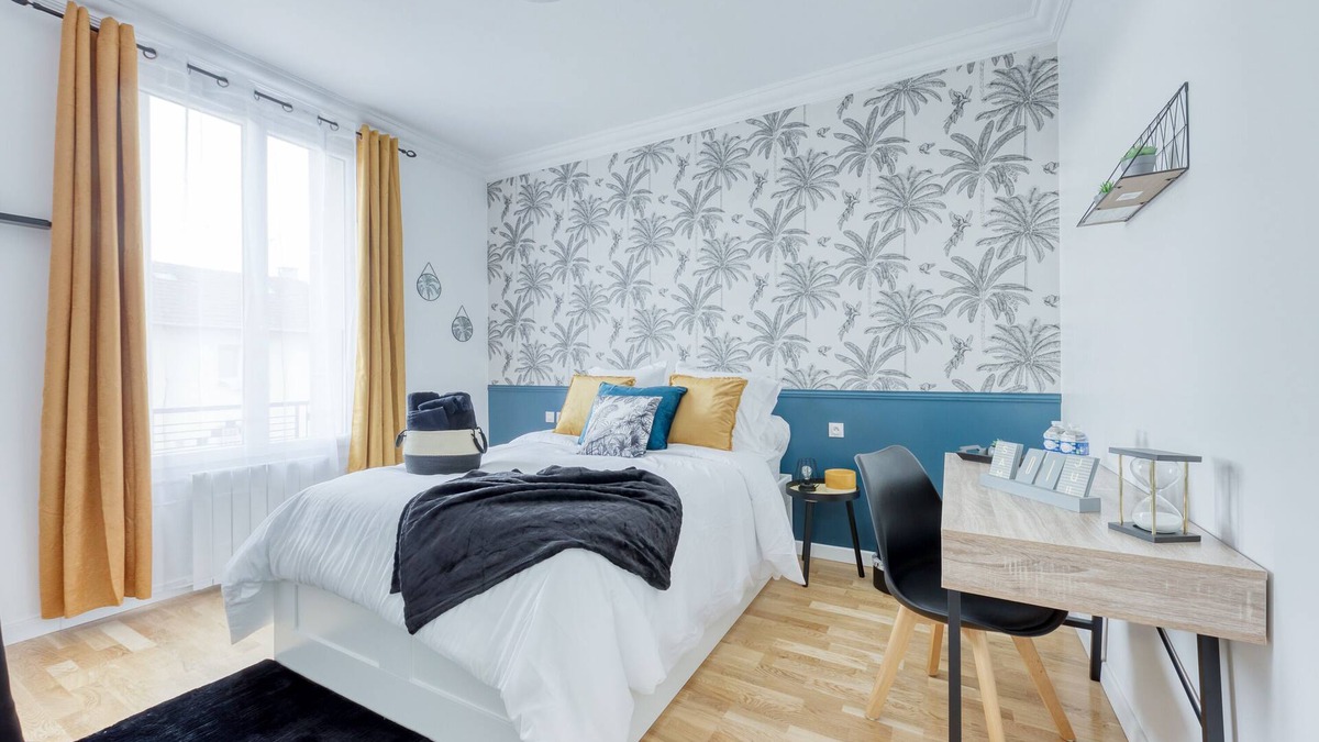 La Courneuve House | JO 2024 - House 12 persons/Subway + Train station/Private parking lot/St de France