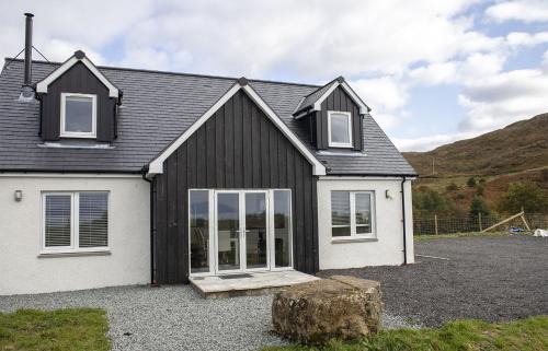 Tarskavaig House | Joan's House